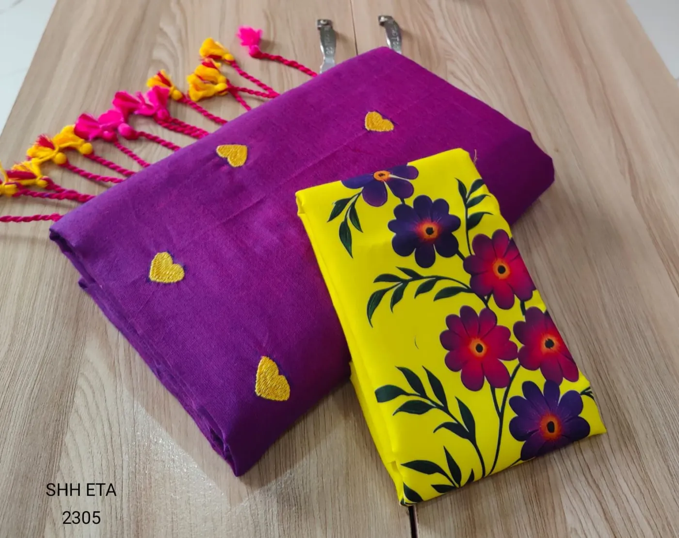 Heart Embroidery Mul Cotton Handloom Saree